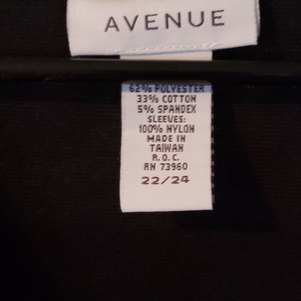 Shirt - Picture 3 of 4